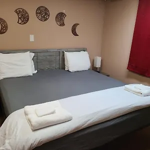 https://cozy-home-with-comfortable-beds-and-fully-equipped.calgaryhotelsearch.com