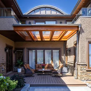 https://vancouver-vacation-home.richmond-hotels.com